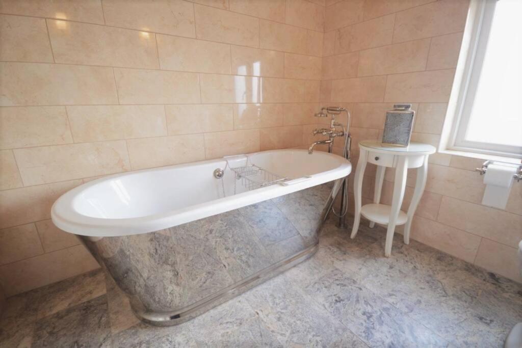 Villa Moonfleet House Winterton-on-Sea Esterno foto